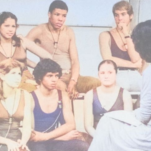 Selma Lobel hosting Lookin In Teen class
